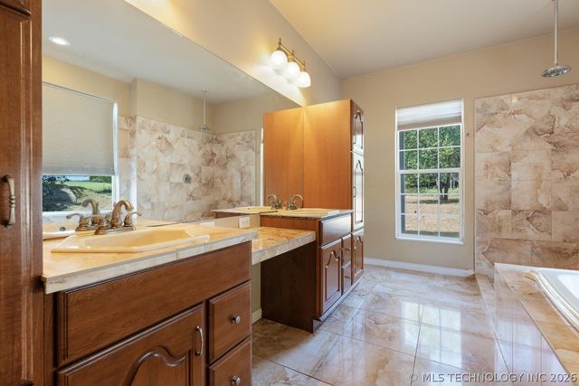 446490 NE 280 Road, Vinita, OK 74301