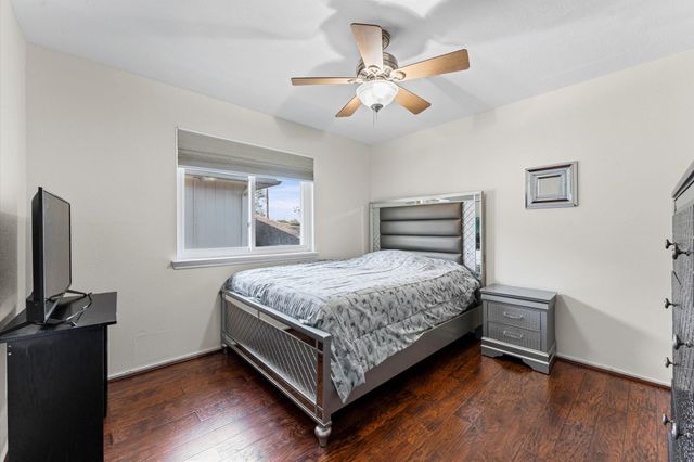 16506 Crossfield Drive, Houston, TX 77095