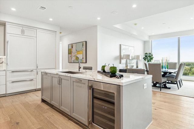 5656 San Felipe Street 603, Houston, TX 77056