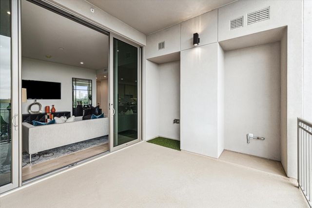 5656 San Felipe Street 603, Houston, TX 77056