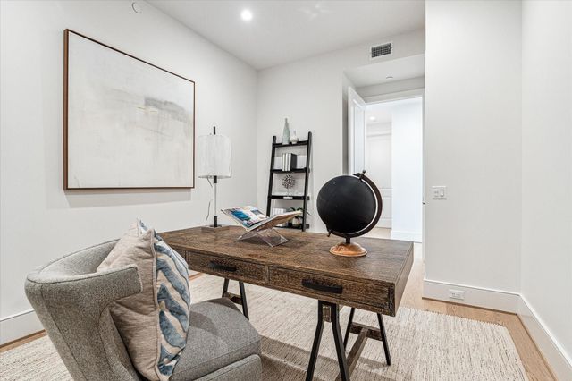 5656 San Felipe Street 603, Houston, TX 77056