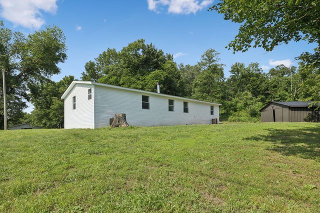 636 New Center Church Rd, Shelbyville, TN 37160