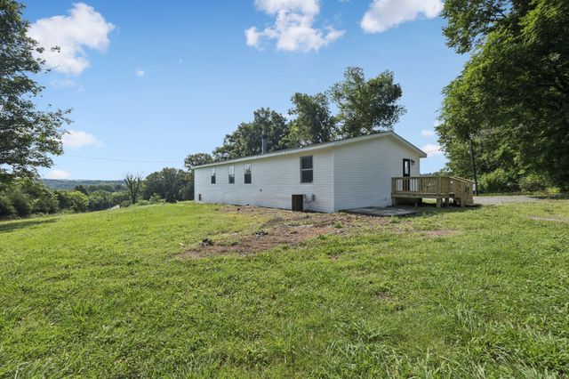 636 New Center Church Rd, Shelbyville, TN 37160