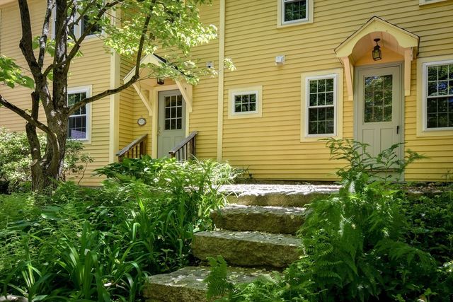 33 Grove Street, Framingham, MA 01701