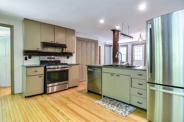 33 Grove Street, Framingham, MA 01701