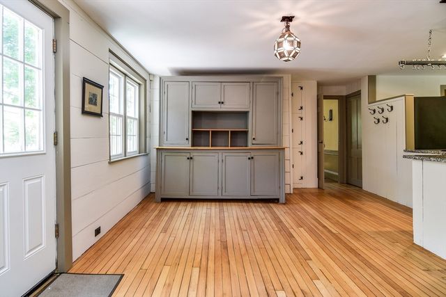 33 Grove Street, Framingham, MA 01701