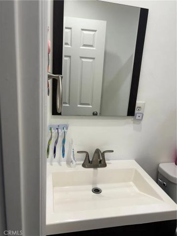 12233 Compton Avenue, Los Angeles, CA 90059