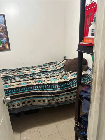 12233 Compton Avenue, Los Angeles, CA 90059