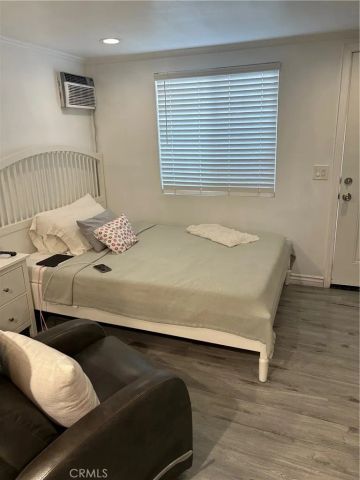 12233 Compton Avenue, Los Angeles, CA 90059