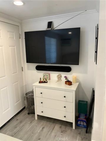 12233 Compton Avenue, Los Angeles, CA 90059