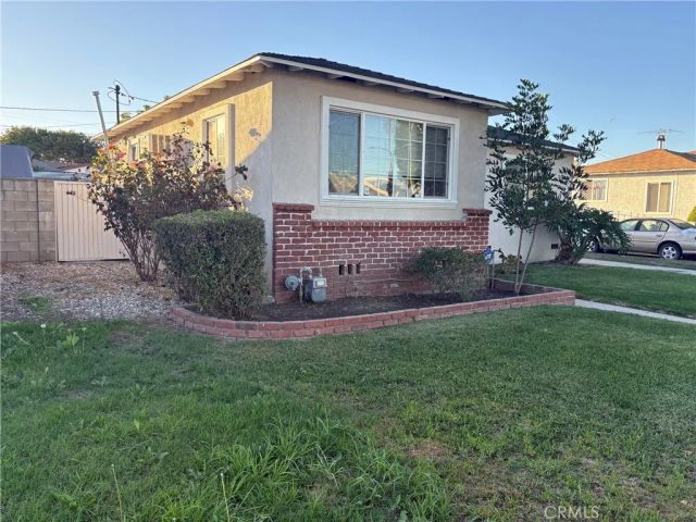 12233 Compton Avenue, Los Angeles, CA 90059