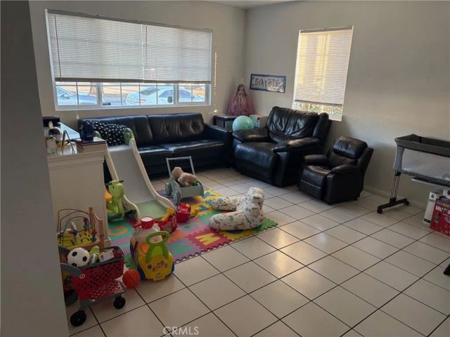 12233 Compton Avenue, Los Angeles, CA 90059