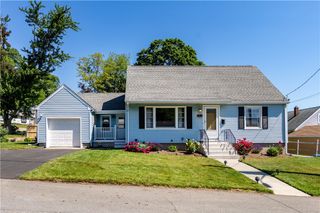 11 Bellevue Drive, Cranston, RI 02920