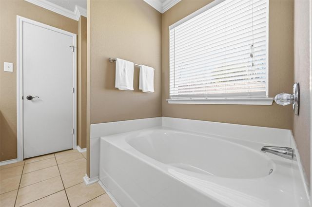 4423 New Meadow Drive, Mansfield, TX 76063