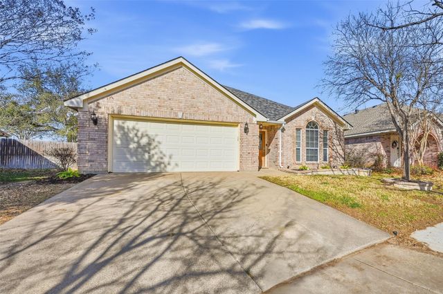 4423 New Meadow Drive, Mansfield, TX 76063