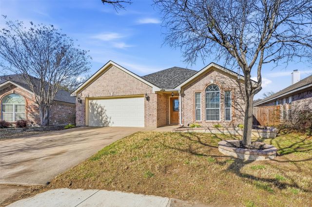 4423 New Meadow Drive, Mansfield, TX 76063