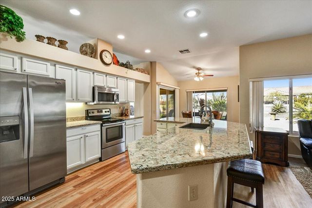 14332 W DUSTY TRAIL Boulevard, Sun City West, AZ 85375