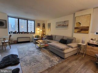 1420 Locust St Apt 16Q, Philadelphia, PA 19102