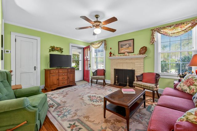 410 42nd Ave. N, Myrtle Beach, SC 29577
