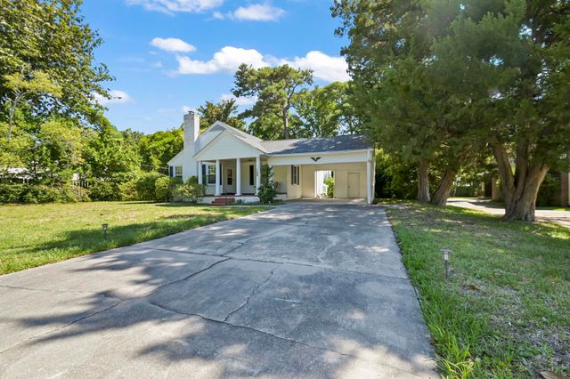 410 42nd Ave. N, Myrtle Beach, SC 29577