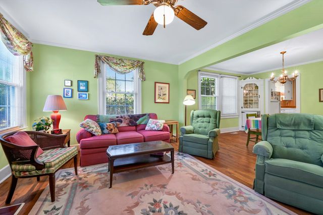 410 42nd Ave. N, Myrtle Beach, SC 29577