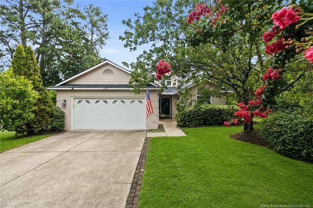 6237 Falkland Court, Fayetteville, NC 28311