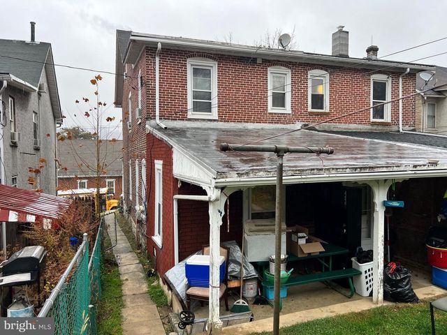 622 WALNUT ST, Coatesville, PA 19320
