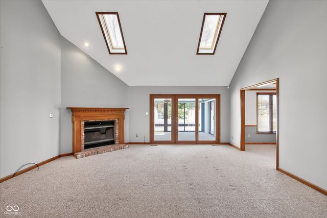 8512 Gallant Fox Drive, Indianapolis, IN 46217