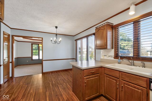 8512 Gallant Fox Drive, Indianapolis, IN 46217