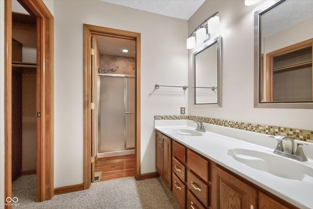 8512 Gallant Fox Drive, Indianapolis, IN 46217