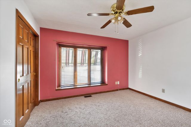 8512 Gallant Fox Drive, Indianapolis, IN 46217