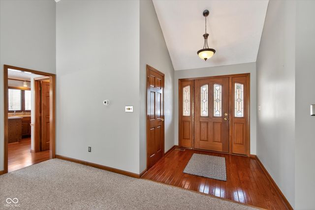 8512 Gallant Fox Drive, Indianapolis, IN 46217