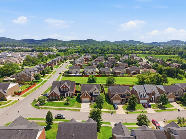 2605 Cortlandt Ct, Nolensville, TN 37135
