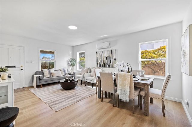 2100 W Valencia, Fullerton, CA 92833