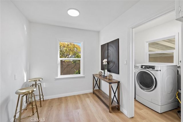 2100 W Valencia, Fullerton, CA 92833