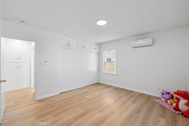 2100 W Valencia, Fullerton, CA 92833