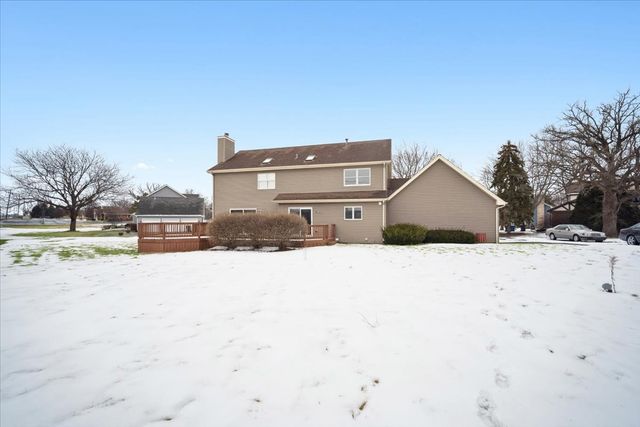 747 Jamestowne Court, Sleepy Hollow, IL 60118
