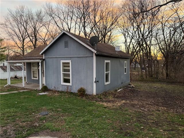 204 S Buffalo Street, Holden, MO 64040