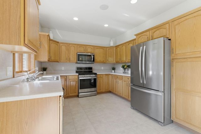 17350 Mckinley Place, Lowell, IN 46356
