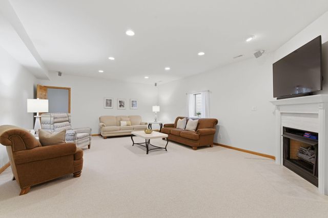 17350 Mckinley Place, Lowell, IN 46356