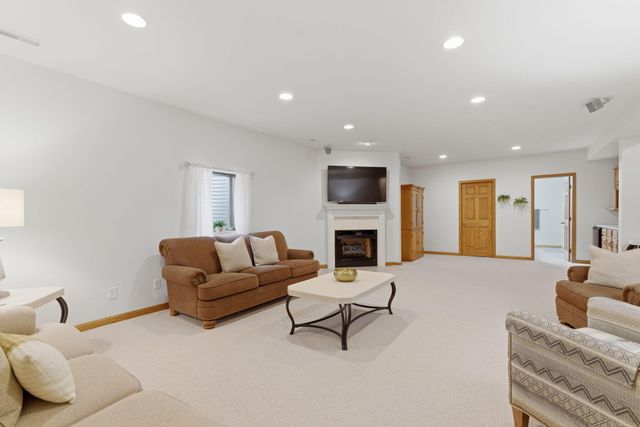 17350 Mckinley Place, Lowell, IN 46356
