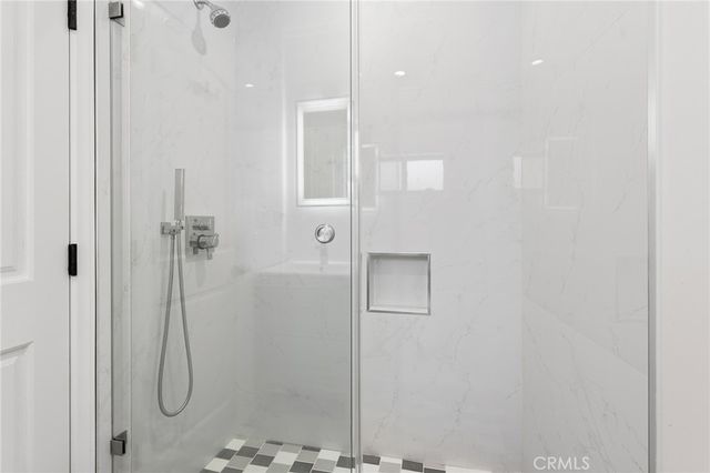 913 N Hilldale Avenue, West Hollywood, CA 90069