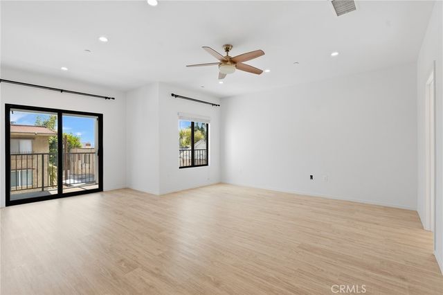 913 N Hilldale Avenue, West Hollywood, CA 90069