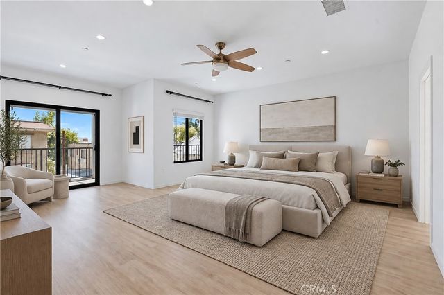 913 N Hilldale Avenue, West Hollywood, CA 90069