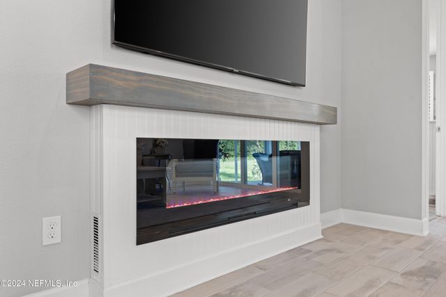 11218 ENGINEERING Way, Jacksonville, FL 32256