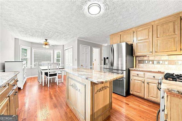 401 Wetona Way, Acworth, GA 30102