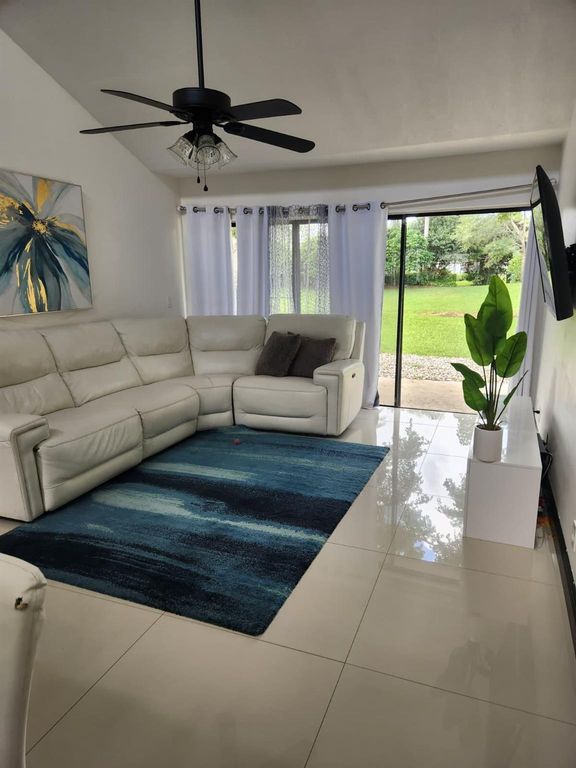 12760 Spinnaker Lane, Wellington, FL 33414