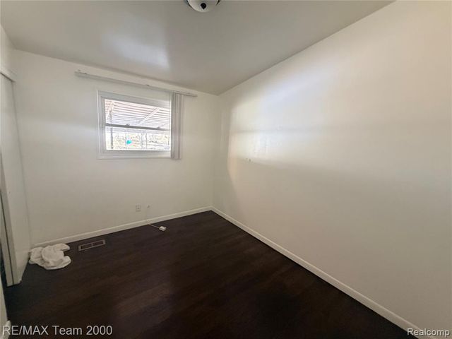 5133 Cherokee Street, Dearborn Heights, MI 48125