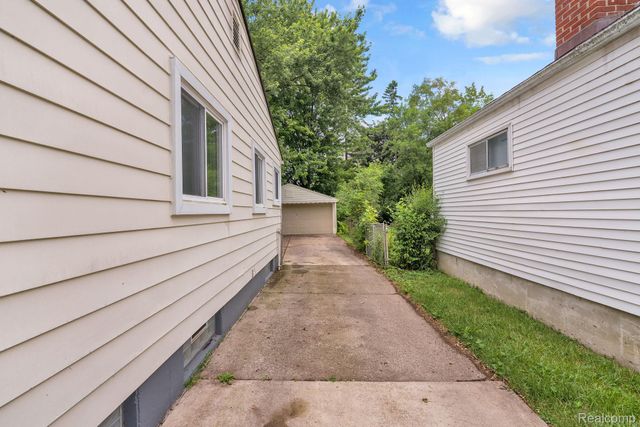 18257 Indian, Redford Charter Township, MI 48240