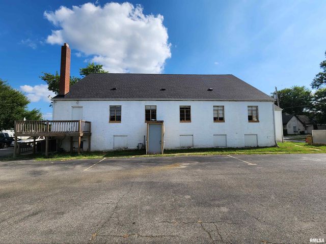 409 S HILL Street, Marion, IL 62959